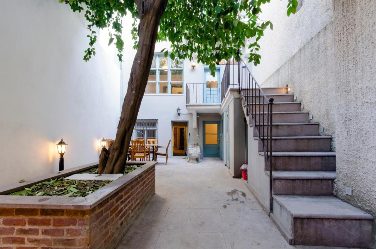 Mansion With Lemon Tree Apartment Измир Екстериор снимка