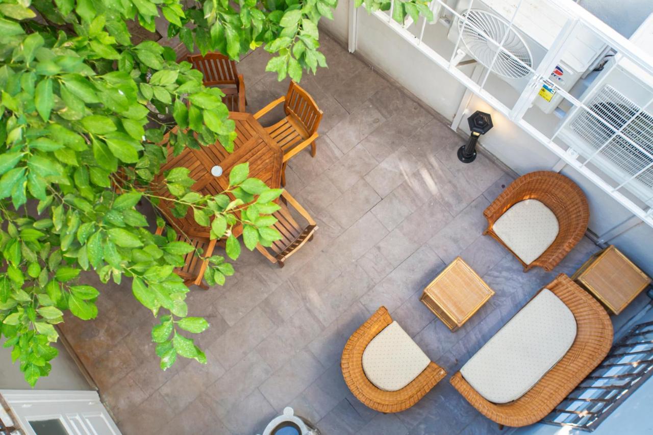 Mansion With Lemon Tree Apartment Измир Екстериор снимка
