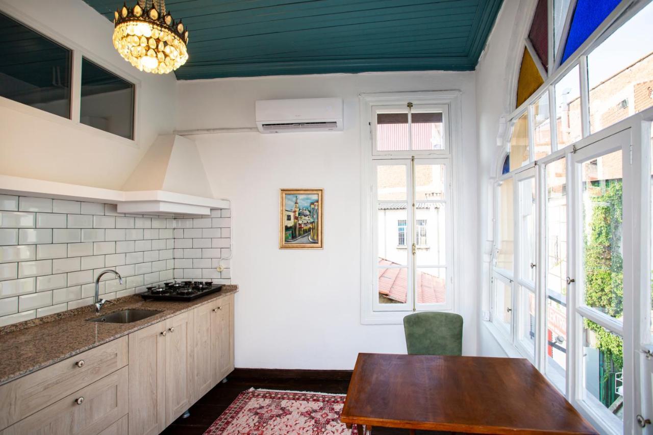 Mansion With Lemon Tree Apartment Измир Екстериор снимка