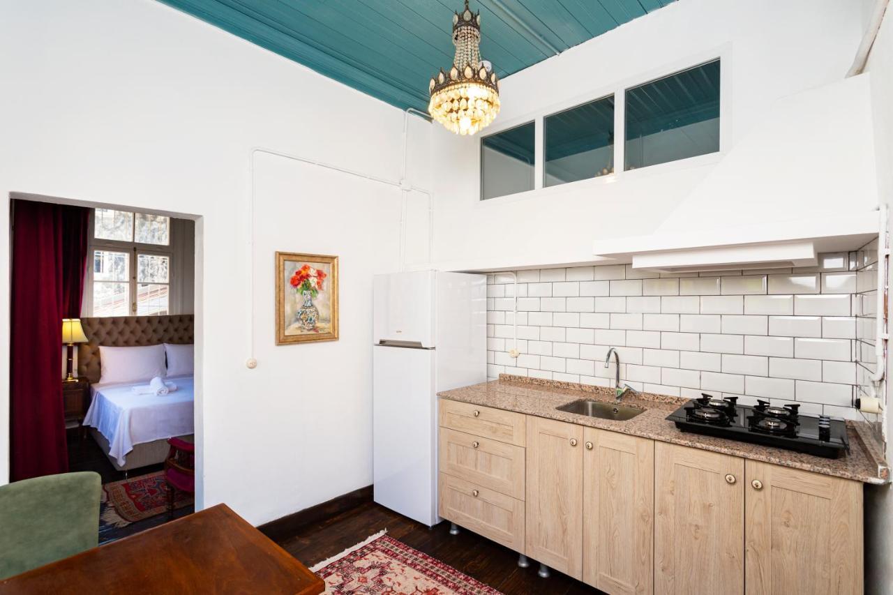 Mansion With Lemon Tree Apartment Измир Екстериор снимка
